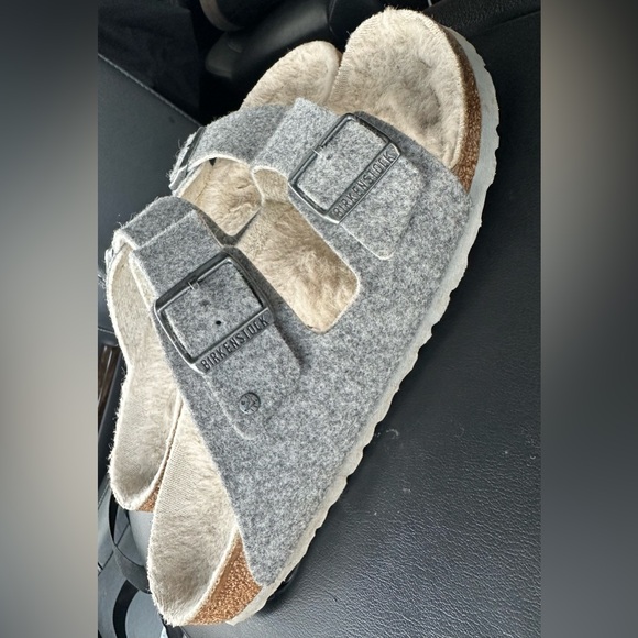 Birkenstock Gray Arizona Rivet Wool Shearling Sandals Size 42 - Picture 3 of 9
